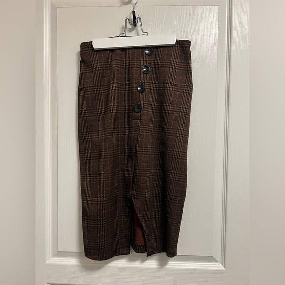 Brown Plaid Button-Front Women's Skirt with slit - Picture 1 of 2
